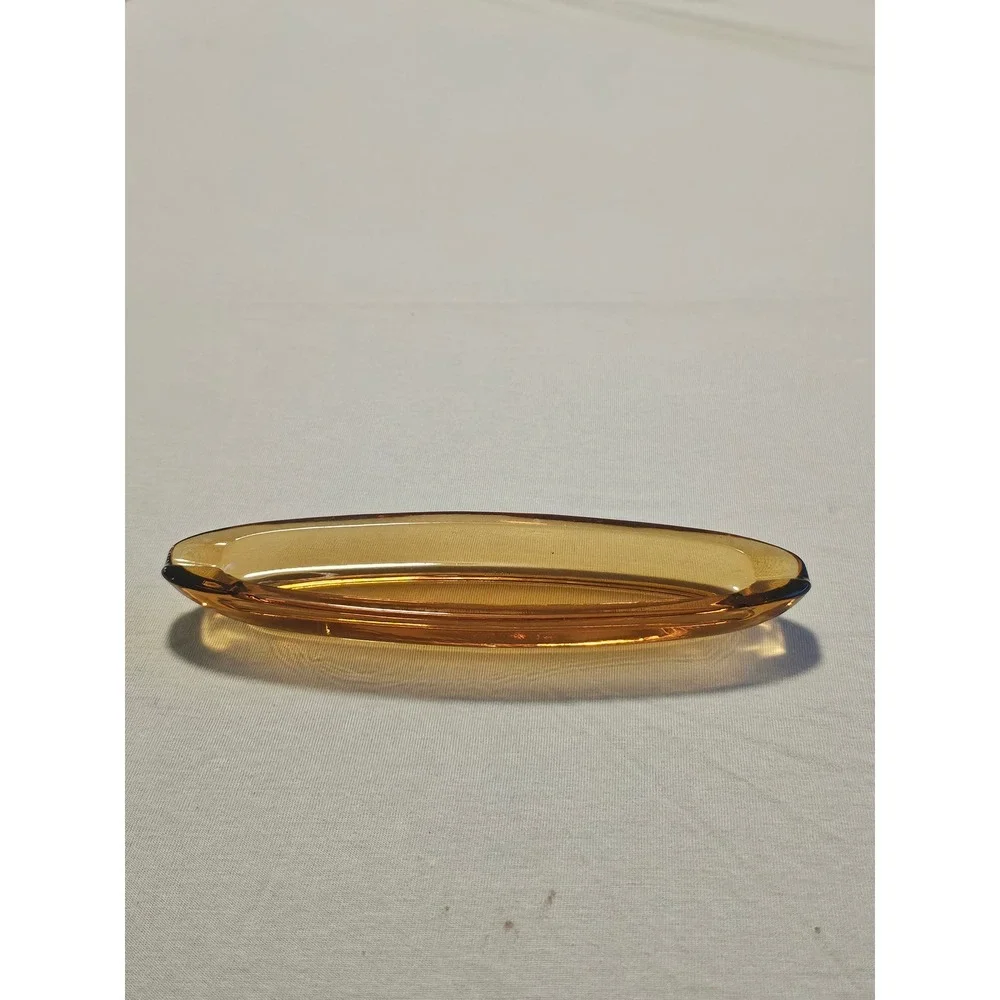 Unbranded material amber